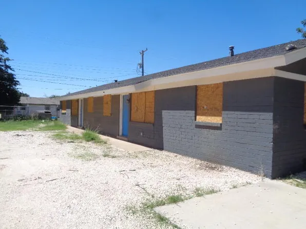 1706 E Dartmouth St, Lubbock, TX 79403