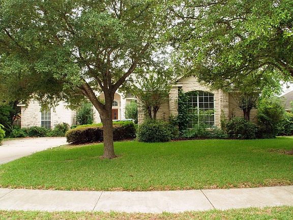 2nd image of 501 Settlers Valley Dr