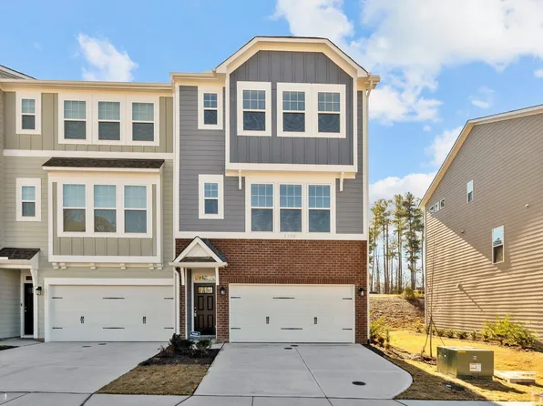 1206 Commack Dr, Durham, NC 27703