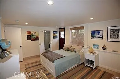 555 Bluebird Canyon Dr — Photo 7