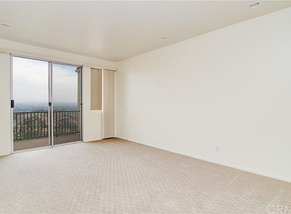 5th image of 14 Verdin Ln
