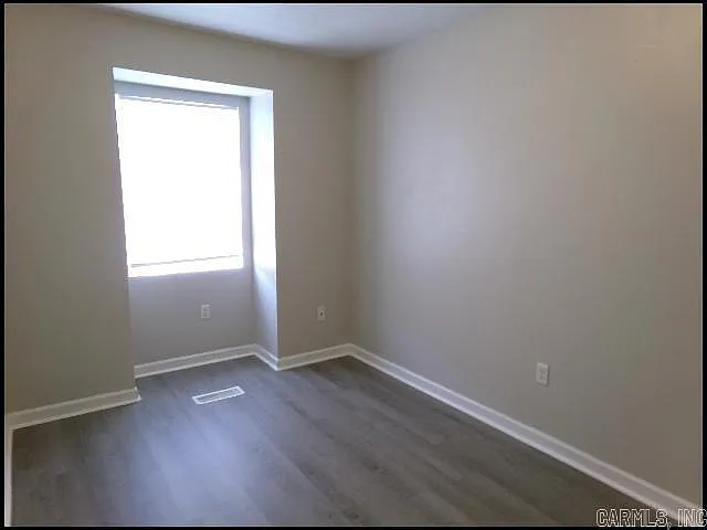 101 Ellis Dr #N — Photo 11