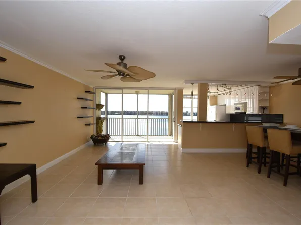105 Lake Emerald Drive #506, Oakland Park, FL 33309