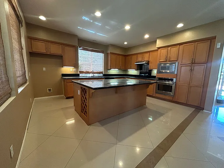 5867 Jackson Pl — Photo 10
