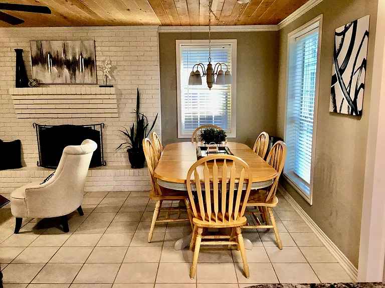 405 S Lakewood Cir — Photo 14