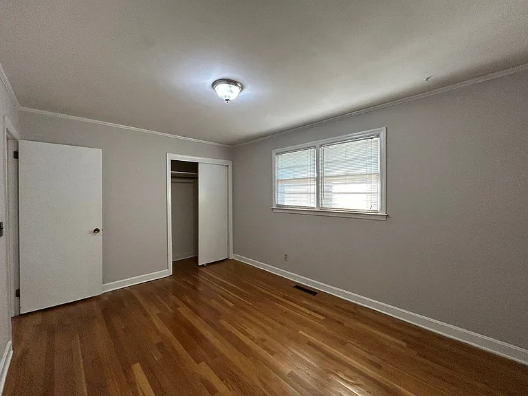 523 Colonial Dr — Photo 36