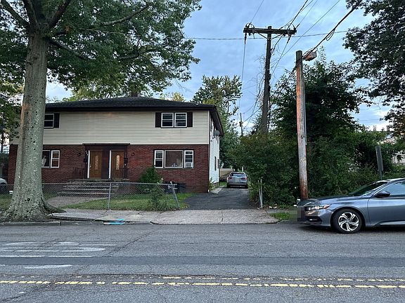 2nd image of 309-311 Rhode Island Ave