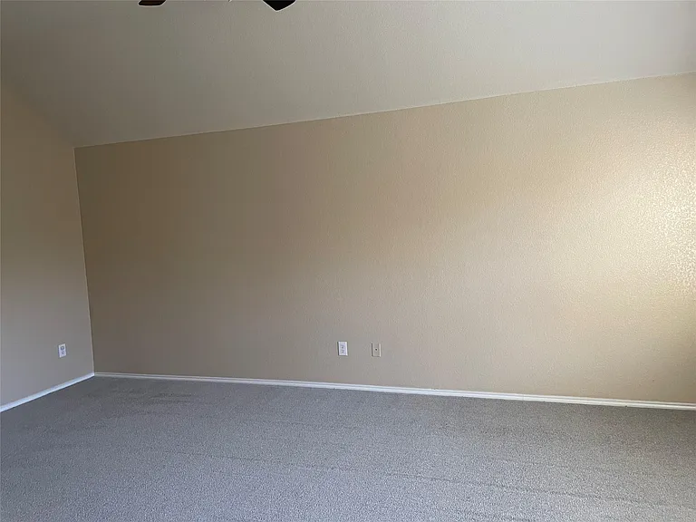 9320 Jerico Dr — Photo 11