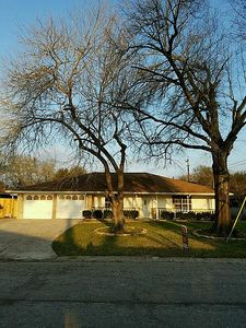 1901 Happy Valley Dr, Baytown, TX, 77520