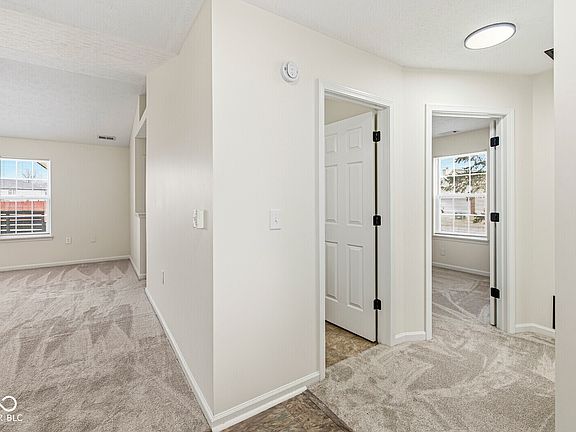 4th image of 2350 Valley Creek Way