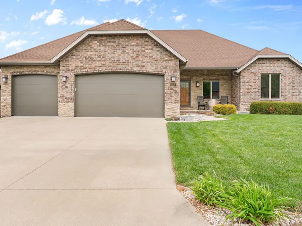 3238 S Juniper Avenue, Springfield, MO 65804