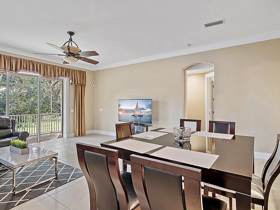 4th image of 4528 Golf Villa Ct Unit 404