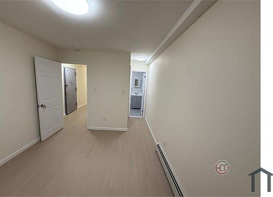 4th image of 1985 Southern Blvd APT 2