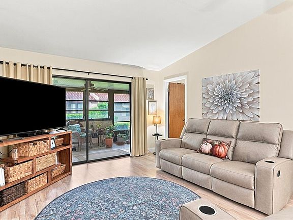 5th image of 9769 86TH AVENUE #9769