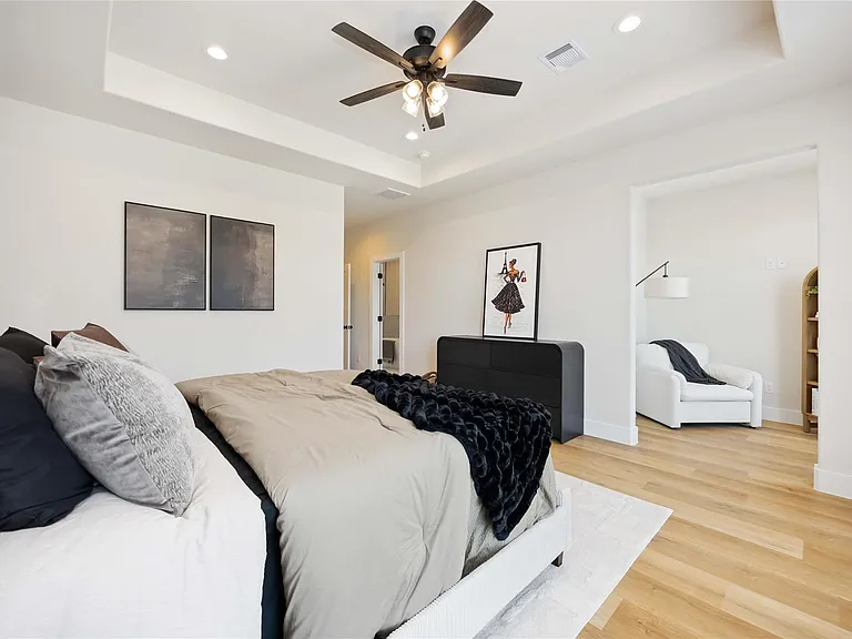 10608 Ashville Dr — Photo 30