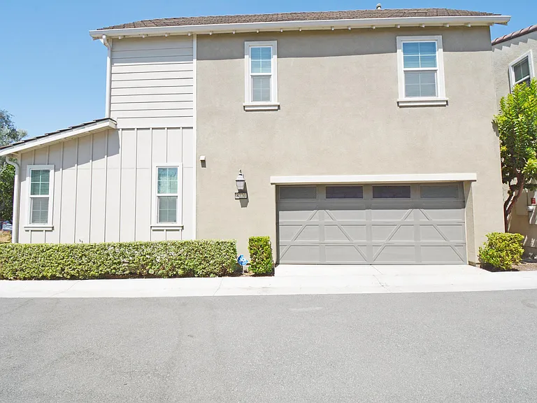 8770 Celebration St — Photo 2