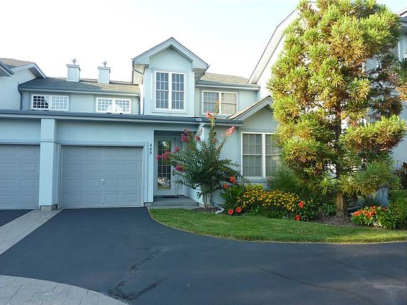 2nd image of 469 Florencia Pl