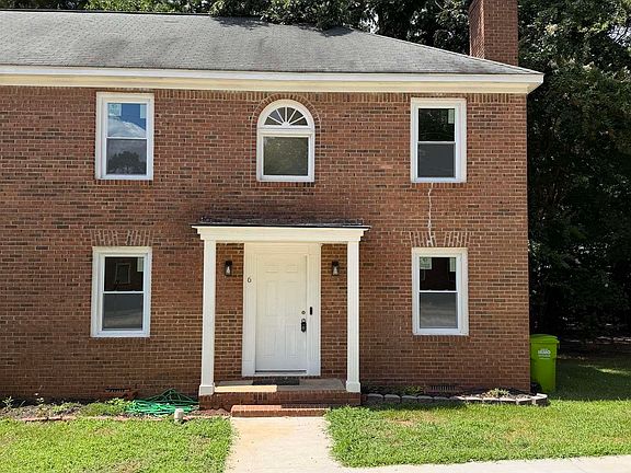 3rd image of 6 And 8 Crescent Ln
