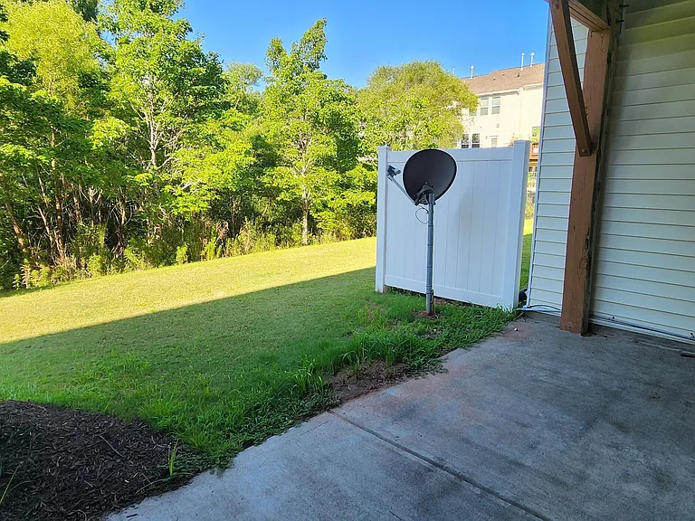 2209 Kirkhaven Rd — Photo 22