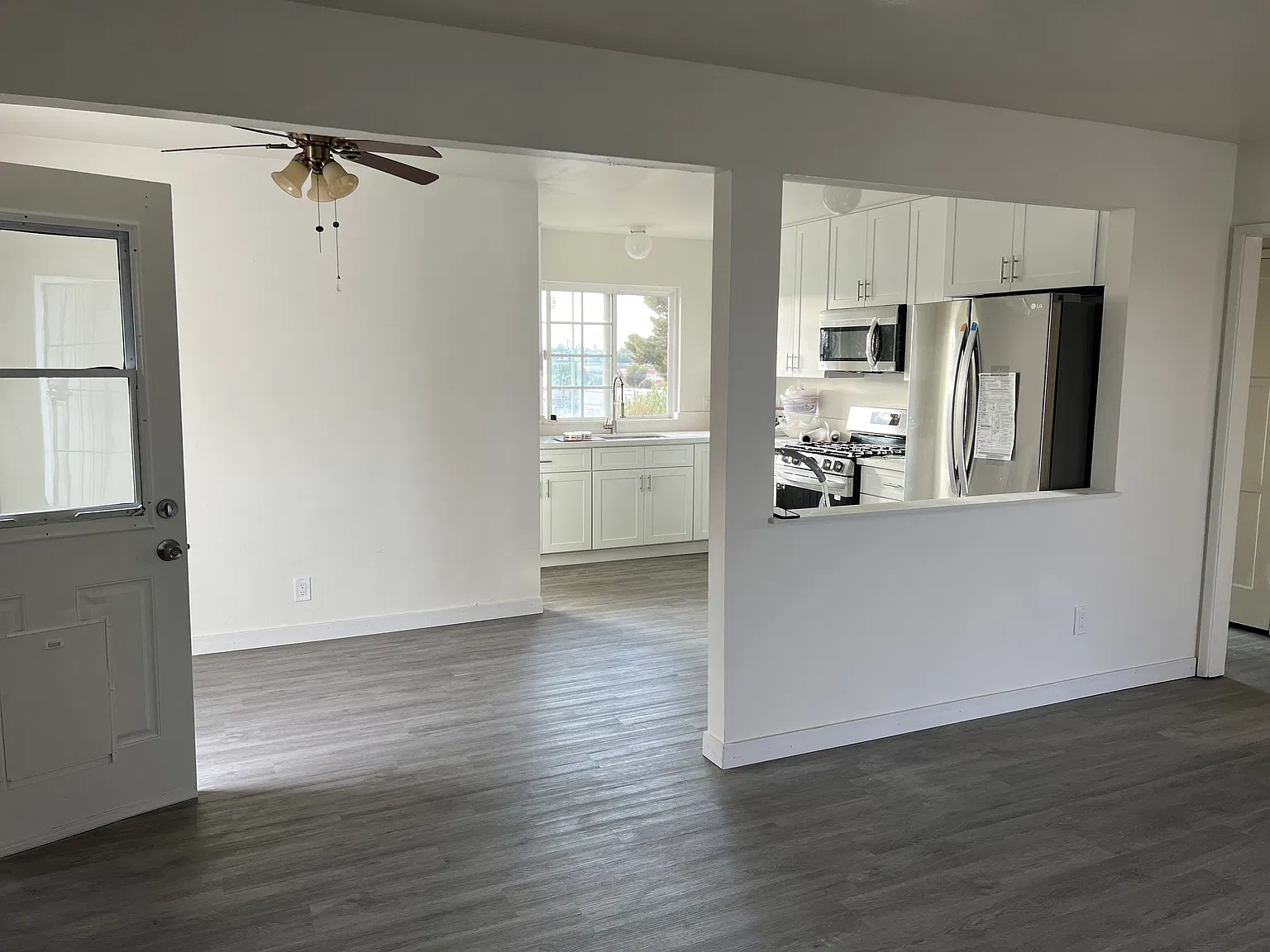 3 bed, $3,000 — Photo 1