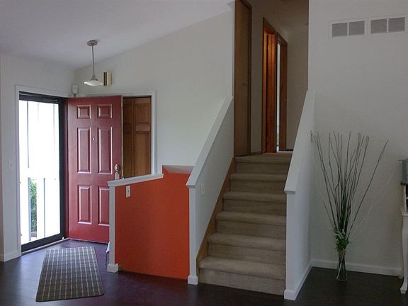 5th image of 509 Burwood Ave