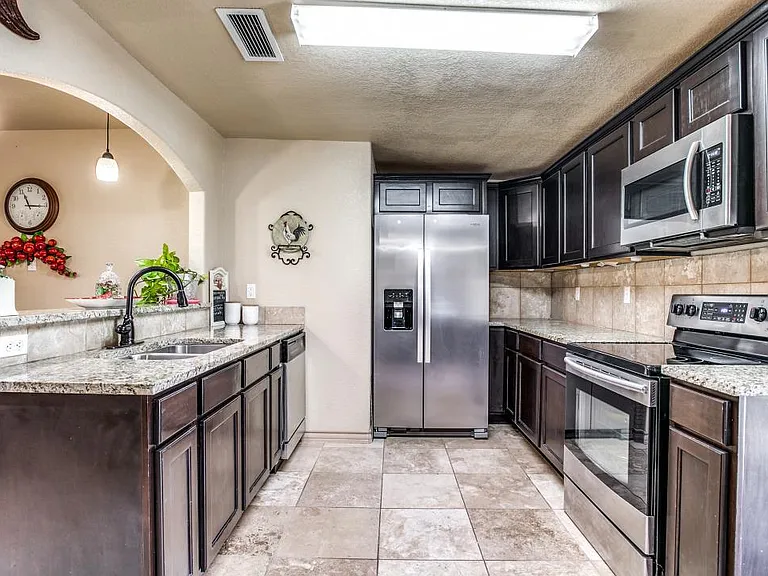 5918 Wheelhouse St — Photo 2