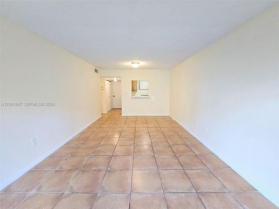 5th image of 3600 NW 21st St APT 103