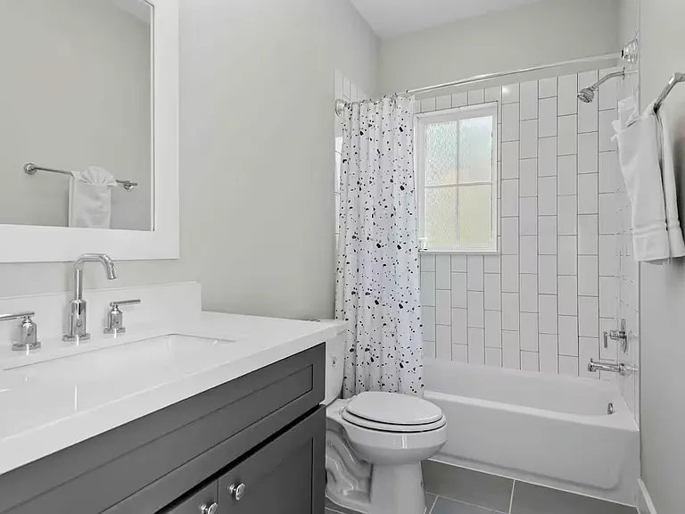 4202 Gillespie St #A — Photo 16