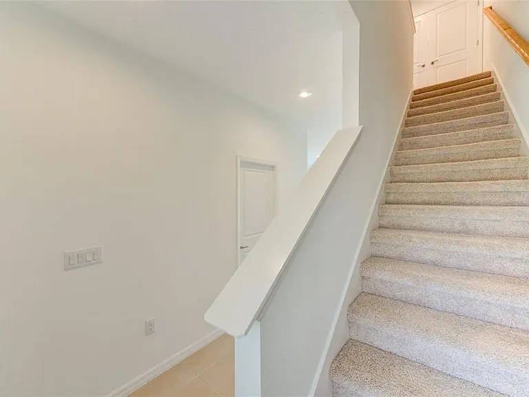 5744 Haven Ter — Photo 19