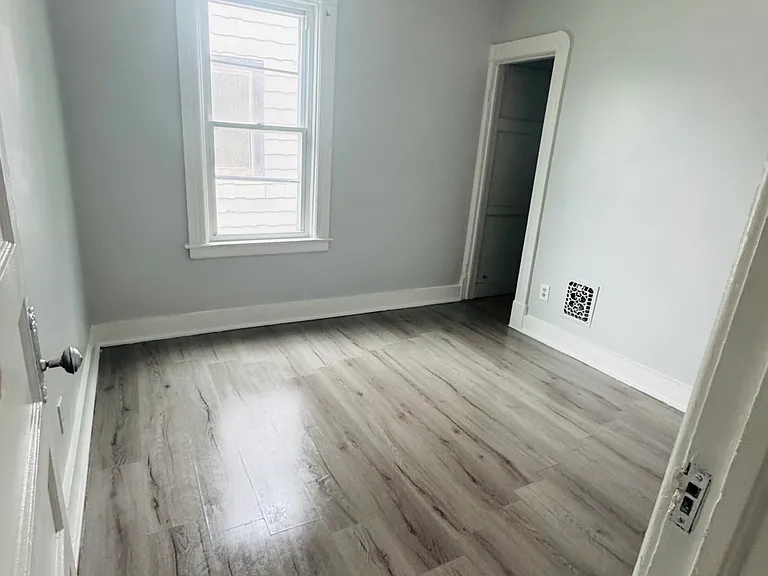 830 Main Ave — Photo 22