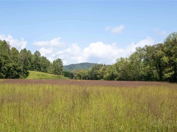 3305 Zacks Fork Road, Lenoir, NC 28645