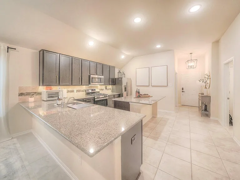 2311 Bright Sunrise Trl — Photo 8