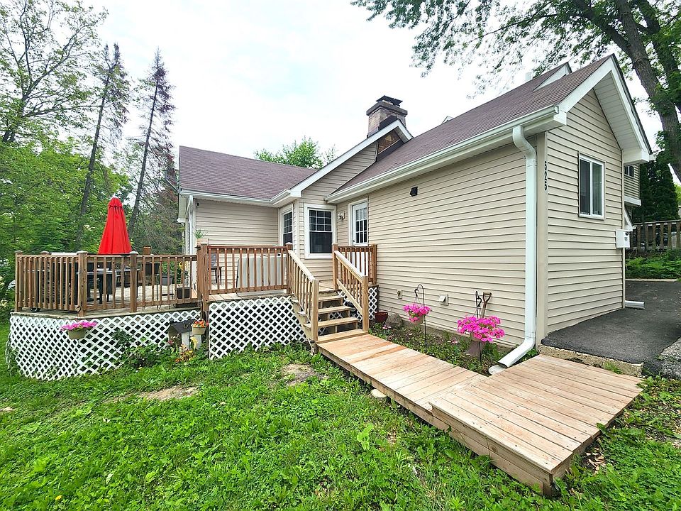 1st image of 525 Fairlawn Dr