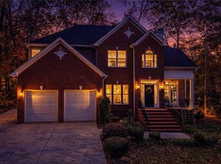 104 Ginkgo Ct, Easley, SC 29642