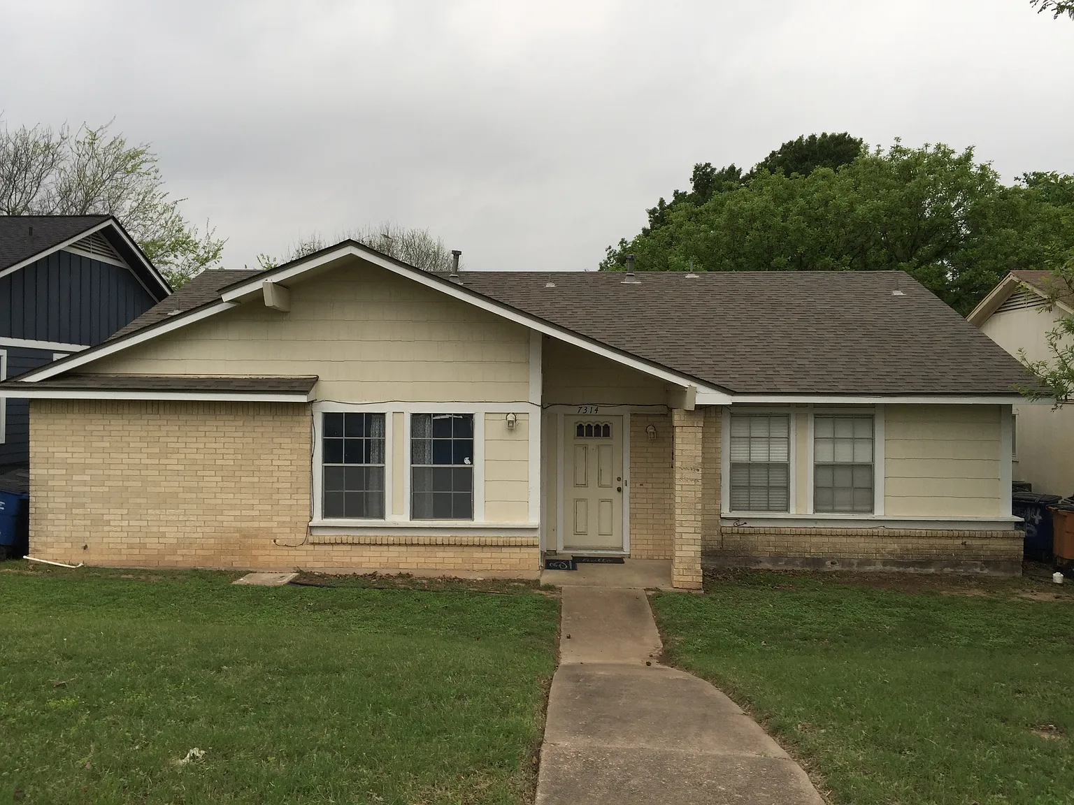 2 bed, 903 sqft, $1,395 — Photo 1