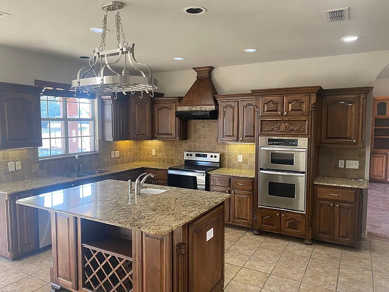 1726 Bent Tree Ct — Photo 2