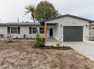 4736 58th St N, Kenneth City, FL 33709