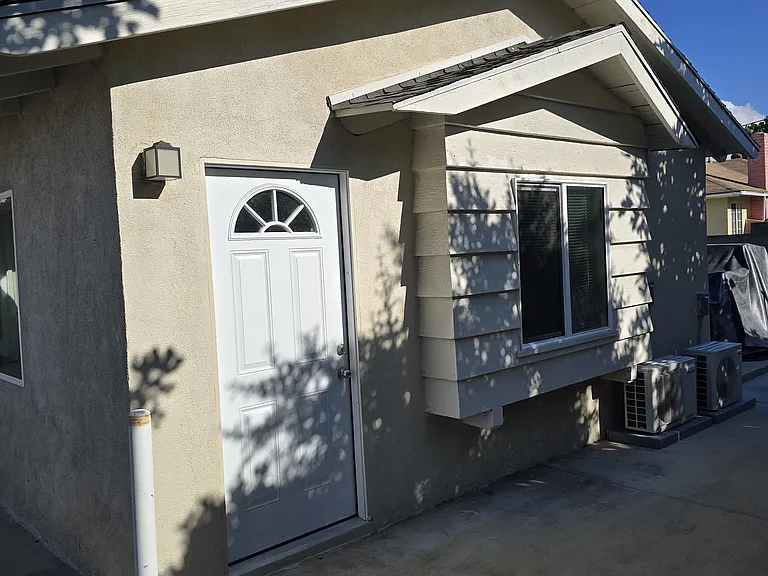 Rio Hondo Ave — Photo 2