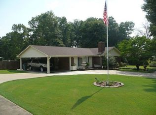 200 Stacey Ln, Rogersville, AL 35652