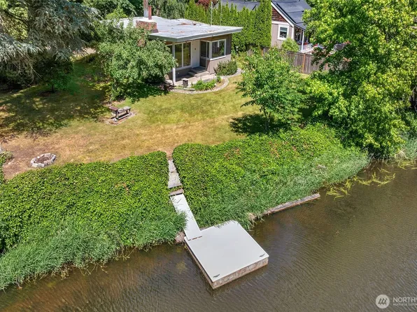 8833 NE Bothell Way, Kenmore, WA 98028