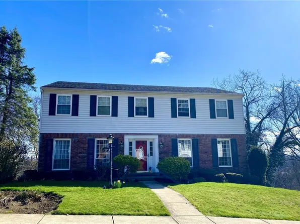 217 Penhurst Dr, Pittsburgh, PA 15235