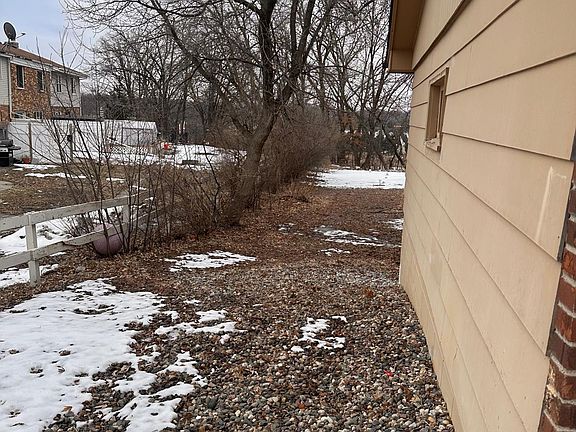 5th image of 6065 White Dr #6067