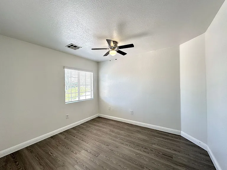 11028 Meadow Leaf Ave — Photo 17