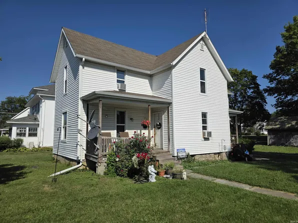 205 W Water St, Berne, IN 46711
