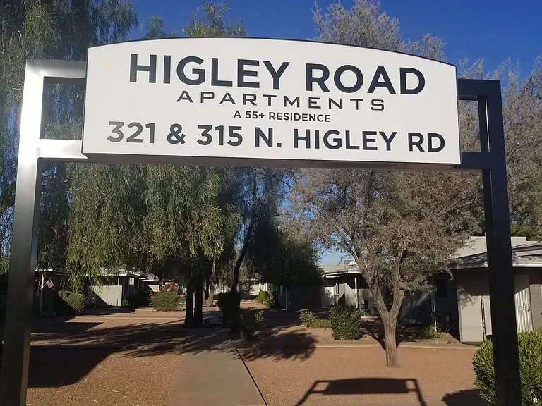 315 N Higley Rd — Photo 7