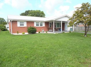 6763 Washington Ave, Radford, VA 24141