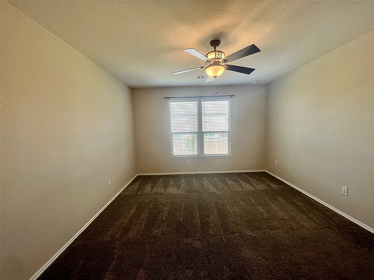 5100 Lazy Court Dr — Photo 8