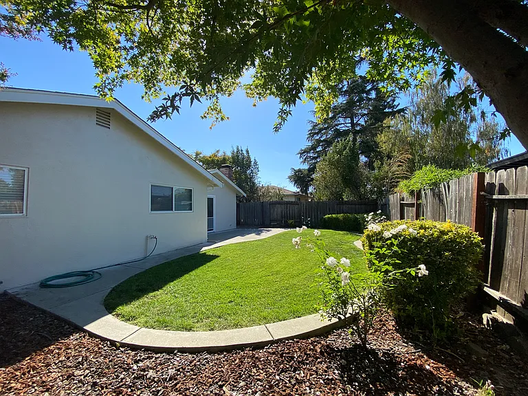 1772 Tallac St — Photo 19