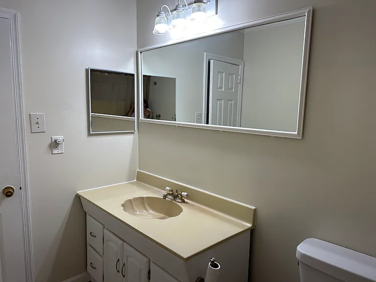 145 Sutcliffe Ln — Photo 22