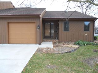 557 Groveland Dr, Frankenmuth, MI